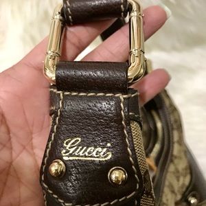 Authentic Gucci shoulder bag